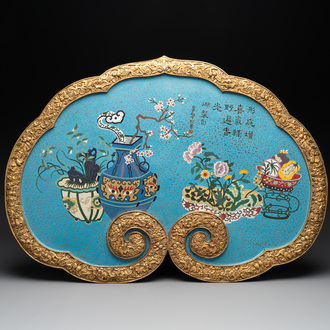 A large Chinese cloisonné ruyi-shaped plaque with antiquities, 19/20th C.