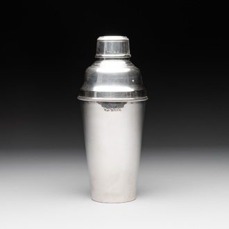 A sterling silver cocktail shaker, Birmingham, Hukin & Heath, 1902