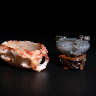 A Chinese agate 'chilong' brush washer and a water pot with Buddhist lions, 19th C.