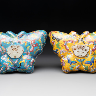 A pair of Chinese cloisonné butterfly-form boxes and covers with jade plaques, 20th C.