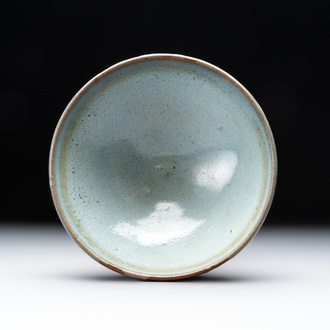 A Chinese 'jun' bowl, Yuan