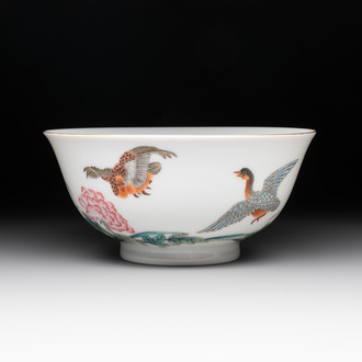 A Chinese famille rose 'geese' bowl, signed Liu Zhongqing 劉仲卿, Jingdezheng mark, 20th C.
