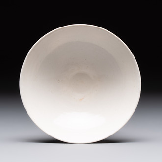 A fine Chinese 'ding' or ding-type tea bowl, Song/Jin