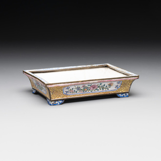 A Chinese Canton yellow-ground enamel rectangular jardinière with floral design, Qianlong
