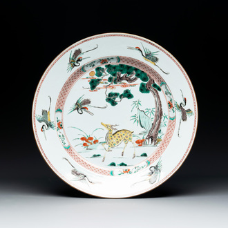 A Chinese famille verte 'He Lu Tong Chun 鶴鹿同春' dish, Kangxi/Yongzheng