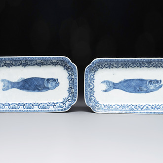 A pair of Chinese blue and white 'herring' dishes, Qianlong