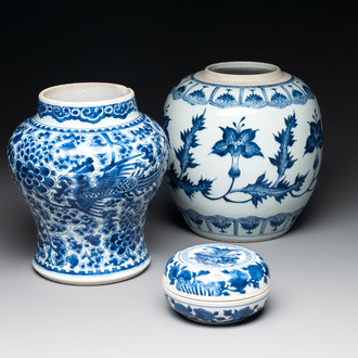 A Chinese blue and white vase, a jar and a covered box, Kangxi