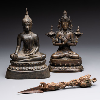 A Sino-Tibetan bronze Bodhisattva, a Thai Buddha and a phurba, 18/19th C.