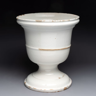A large white Dutch Delft garden vase, late 17th/early 18th C.