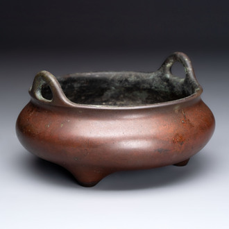 A Chinese bronze tripod censer, Xuande mark, 17/18th C.