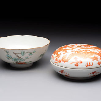A Chinese gilt and iron-red-decorated 'dragon' covered ink paste box and a famille rose bowl, 19/20th C.