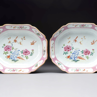 A pair of Chinese famille rose octagonal bowls with birds on flowering branches, Qianlong