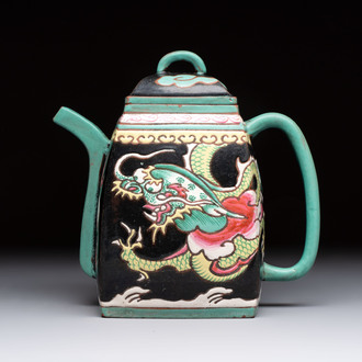 A Chinese enamelled Yixing stoneware 'dragon' teapot, 18/19th C.