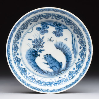 A Chinese blue and white 'frog' plate, Jiajing/Wanli