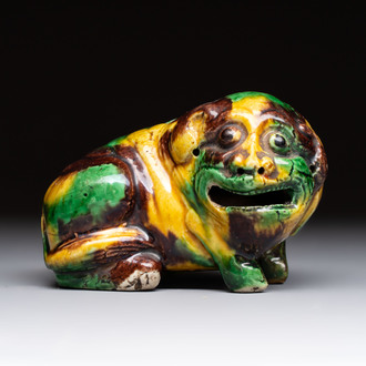 A Chinese sancai-glazed model of a dog, 19th C.