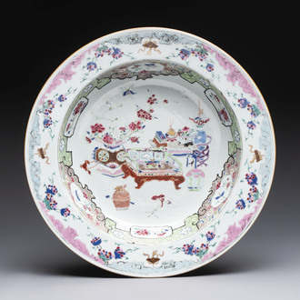A Chinese famille rose 'antiquities' basin, Yongzheng/Qianlong