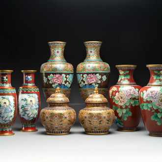 Four pairs of Chinese cloisonné vases, 20th C.