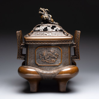 A large Japanese bronze censer and cover by Murata Seimin (1761-1837), Edo, early 19th C.