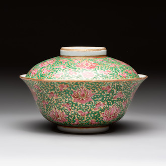 A large Chinese Canton famille rose 'lotus' Bencharong bowl and cover for the Thai market, 19th C.