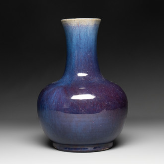 A Chinese flambé-glazed vase, 19th C.