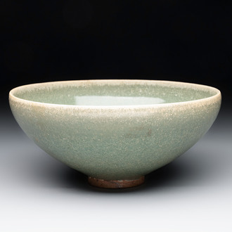 A Chinese green-glazed 'jun' bowl, Song