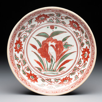 A Chinese Swatow wucai 'egret' plate, Ming