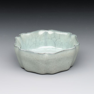 A Chinese guan-type flower-shaped brush washer, Song or later