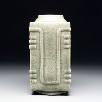 A Chinese celadon-glazed 'cong' vase, 19th C.