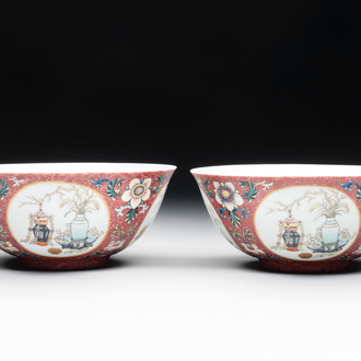 A pair of Chinese famille rose ruby-sgraffito-ground 'antiquities' bowls, Daoguang mark, 19/20th C.