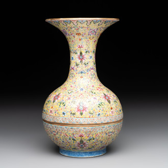 A Chinese famille rose 'flower scroll' vase-shaped box and cover, Qianlong mark, 19th C.