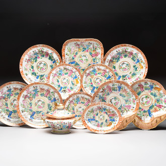 A Chinese Canton famille rose 12-piece diner service with figural design, 19th C.
