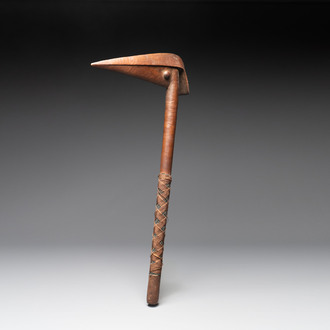 A rare wooden 'Porowa Ra Maru' or 'bird-head' club, Kanak peoples, New Caledonia, 19th C.