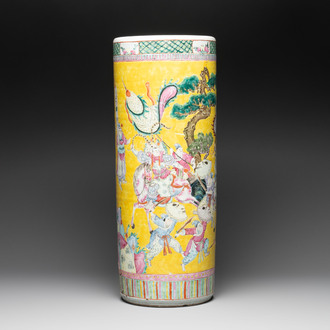 A large Chinese famille rose 'warriors on horseback' cylindrical vase, 19th C.