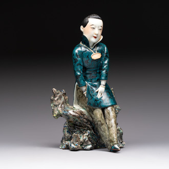 A fine and rare Chinese polychrome figure of a lady, Ye Yunhong Zhi 葉運紅製 mark, Republic