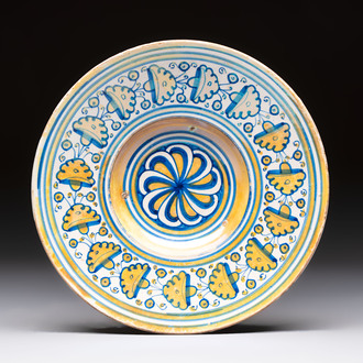 An Italian maiolica lustreware plate, Deruta, 16th C.