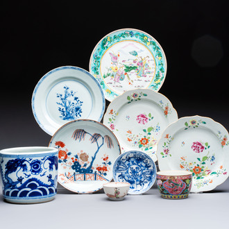 A varied collection of nine Chinese blue, white and famille rose wares, Kangxi and later