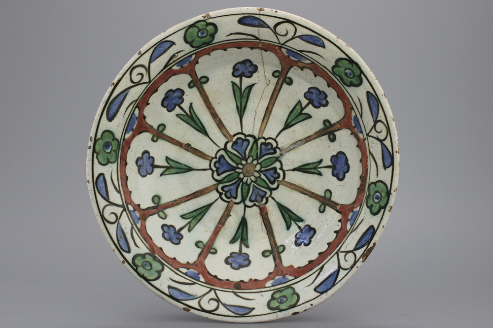 An Iznik ornamental plate, ca. 1620