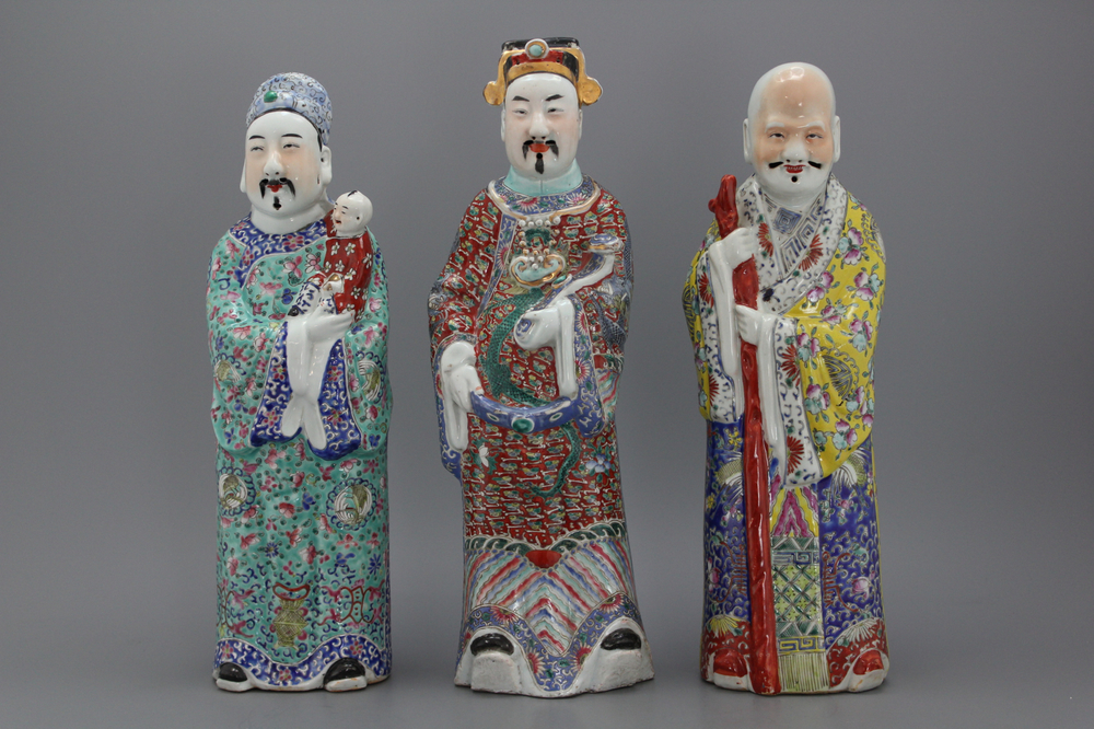 A set of 3 Chinese porcelain figures of immortals, 19th C.