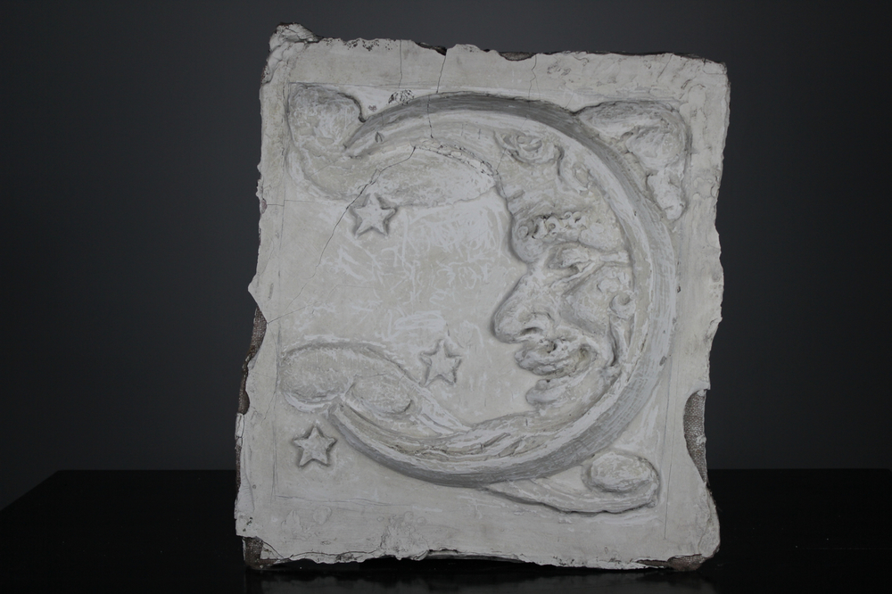 A large plaster cast of the Halve Maen Brewery plaque, workshop De Wispelaere, Bruges, 1st half 20th C.