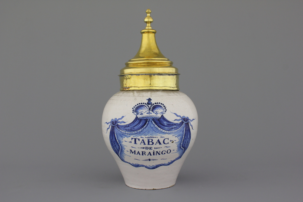 A fine Brussels faience tobacco jar &quot;Tabac de Maraingo&quot;, 18th C.