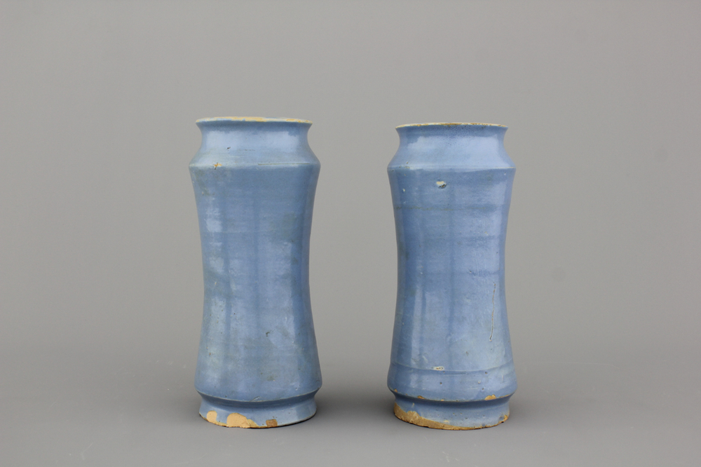 A pair of monochrome blue Spanish albarello, 18th C.