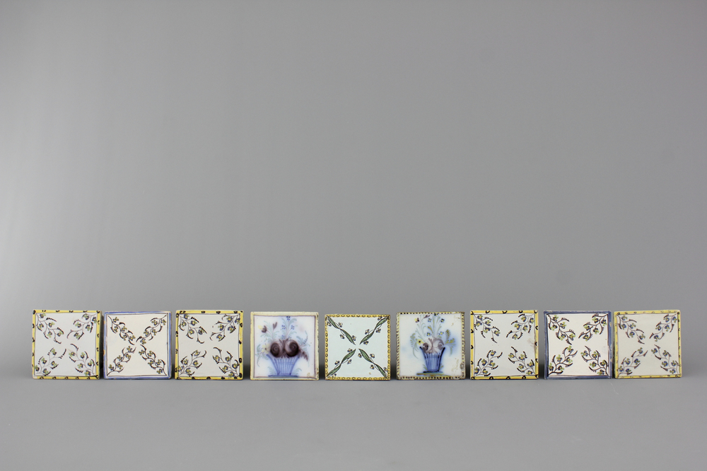 Collection de 9 carreaux polychromes, Bruxelles ou Lille, 18e