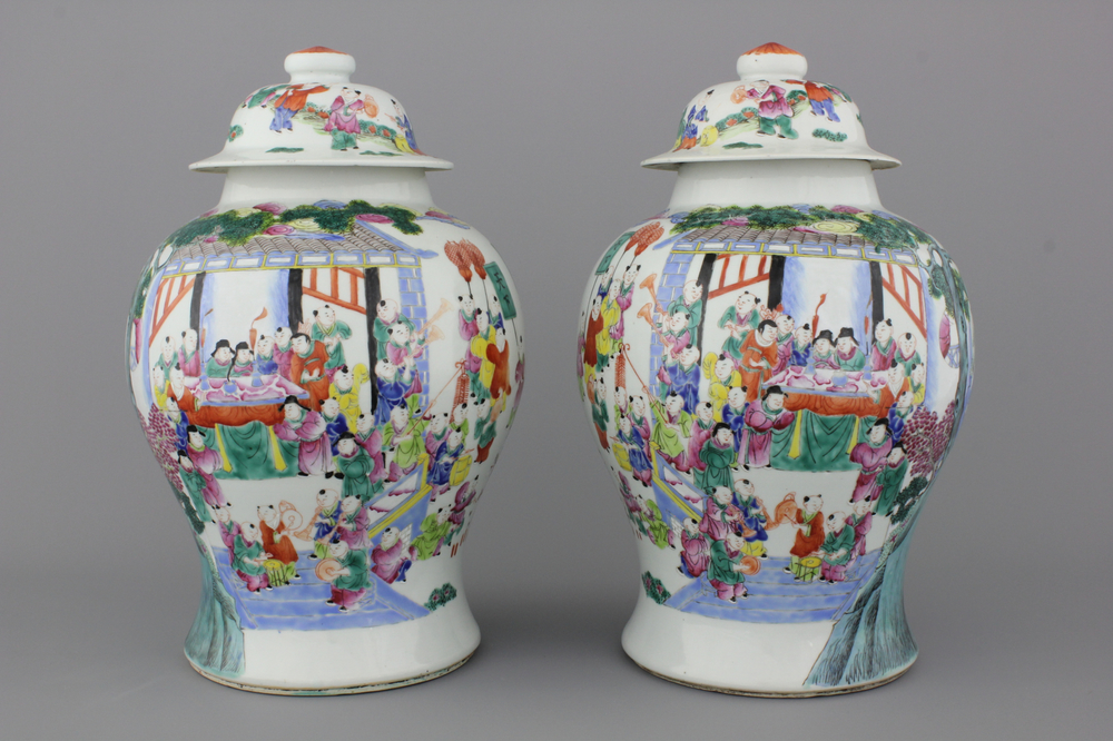 Paar vazen in Chinees porselein met decor &quot;Hundred Boys&quot;, famille rose, 19e eeuw