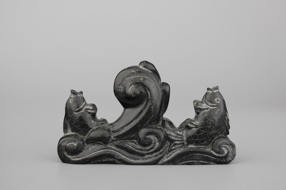 Support &agrave; pinceaux chinois en pierre sculpt&eacute;e, 19e-20e