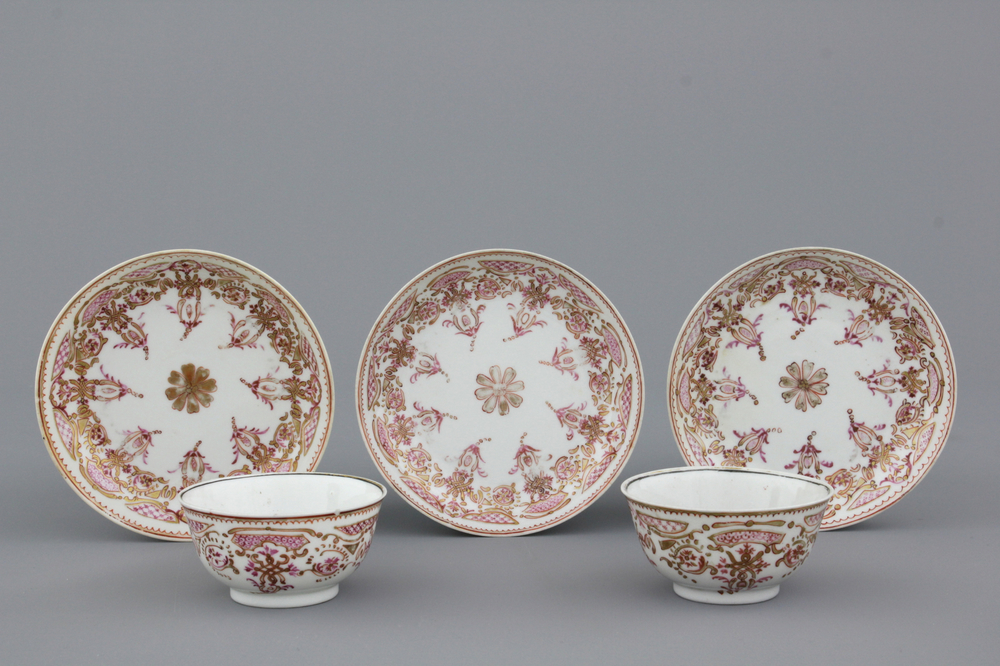 Paar kopjes en schoteltjes in Chinees exportporselein, famille rose, 18e eeuw