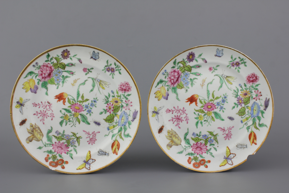 A pair of Chinese porcelain Canton plates with flowers and insects, ca. 1800