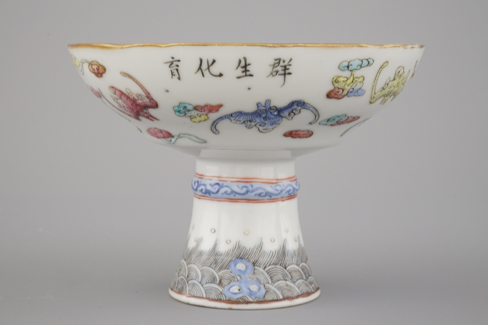 A Chinese porcelain stem cup with bats and inscription, 19th C.