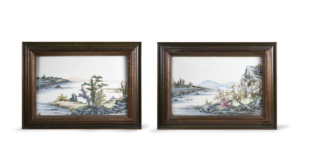 Paar plaquettes in Chinees porselein met fijne landschapsbeschildering, 19e eeuw