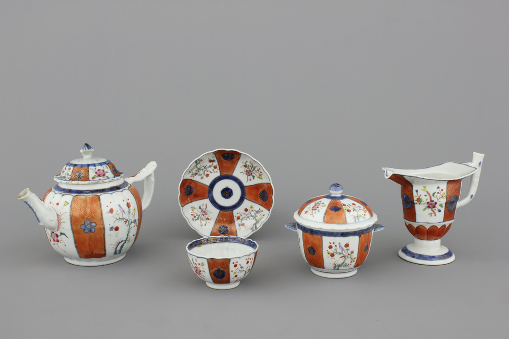 A set of Chinese porcelain tea wares, 18th C.