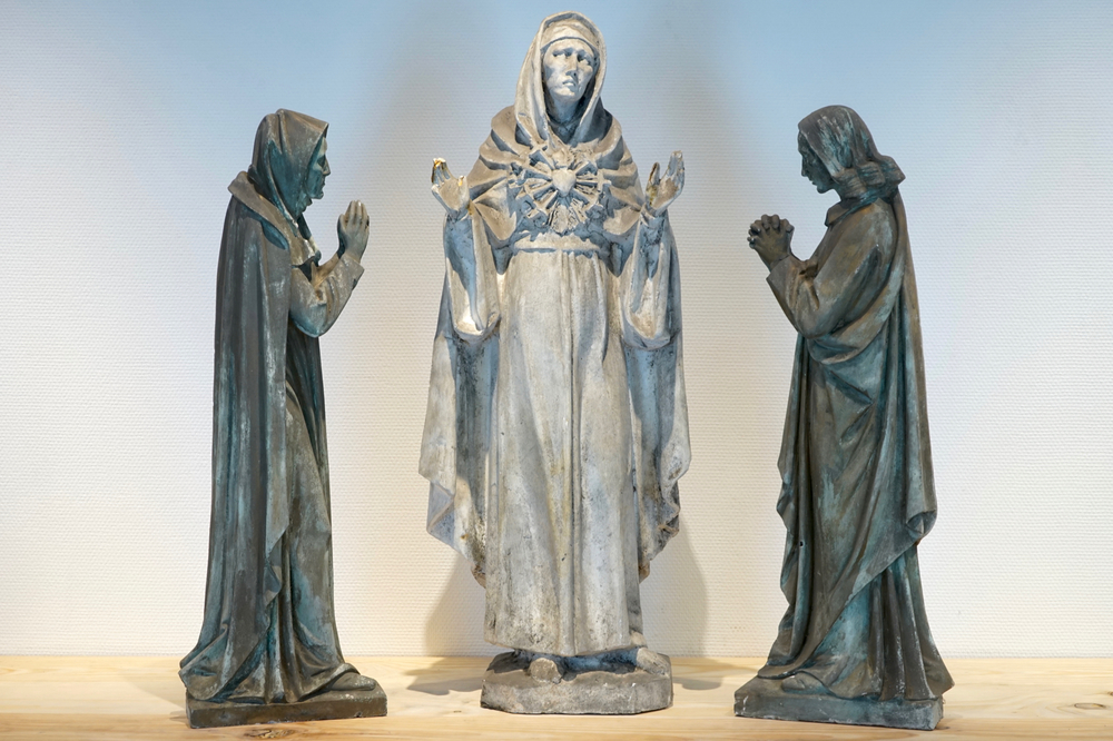 A set of three plaster casts of religious figures, 19/20th C., Bruges